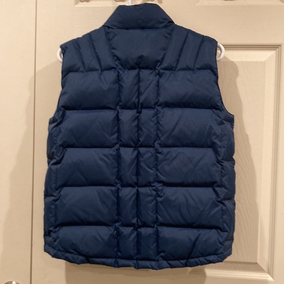 Cabela’s navy blue goose down vest, Sz XL (youth?) - Picture 3 of 5